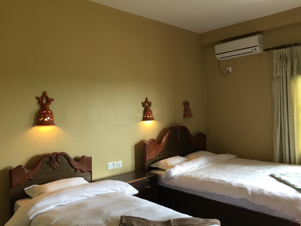 Chautari Garden Resort Саураха Экстерьер фото