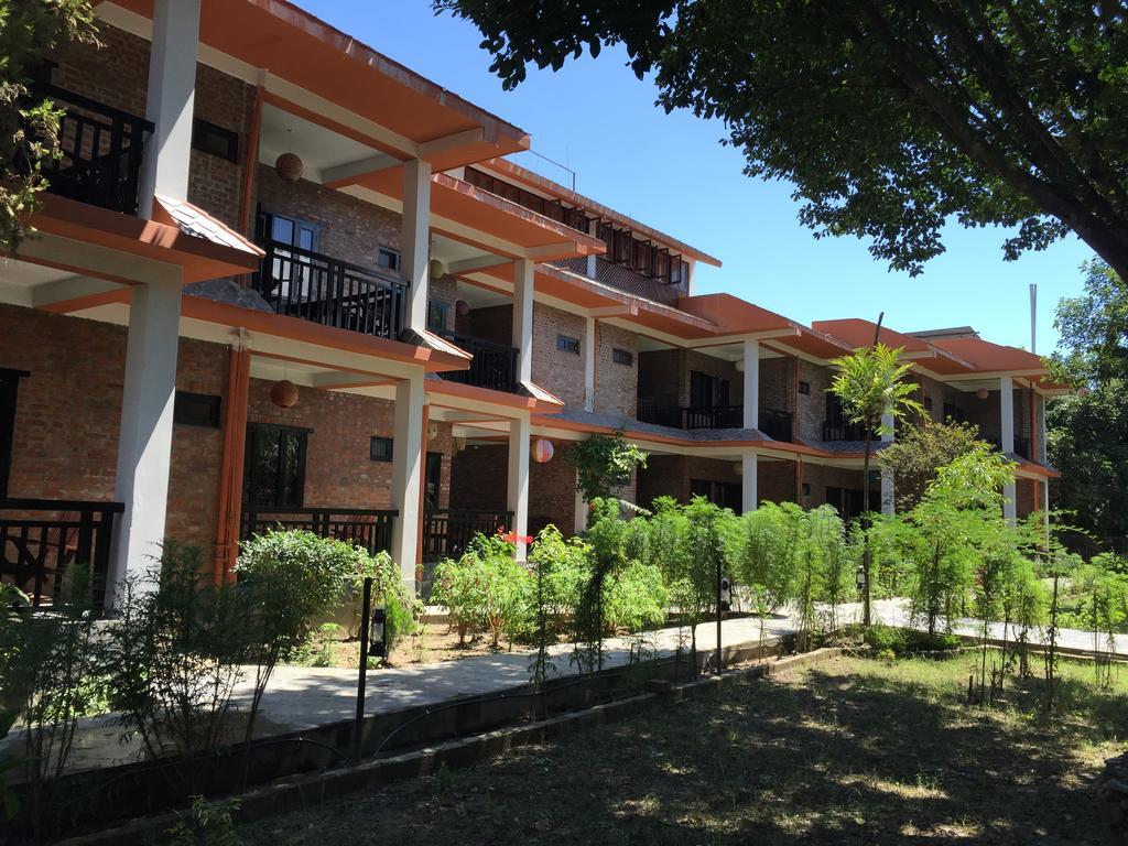 Chautari Garden Resort Саураха Экстерьер фото