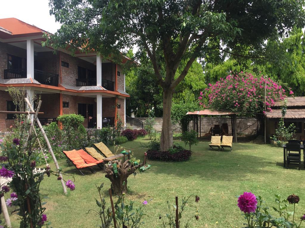 Chautari Garden Resort Саураха Экстерьер фото